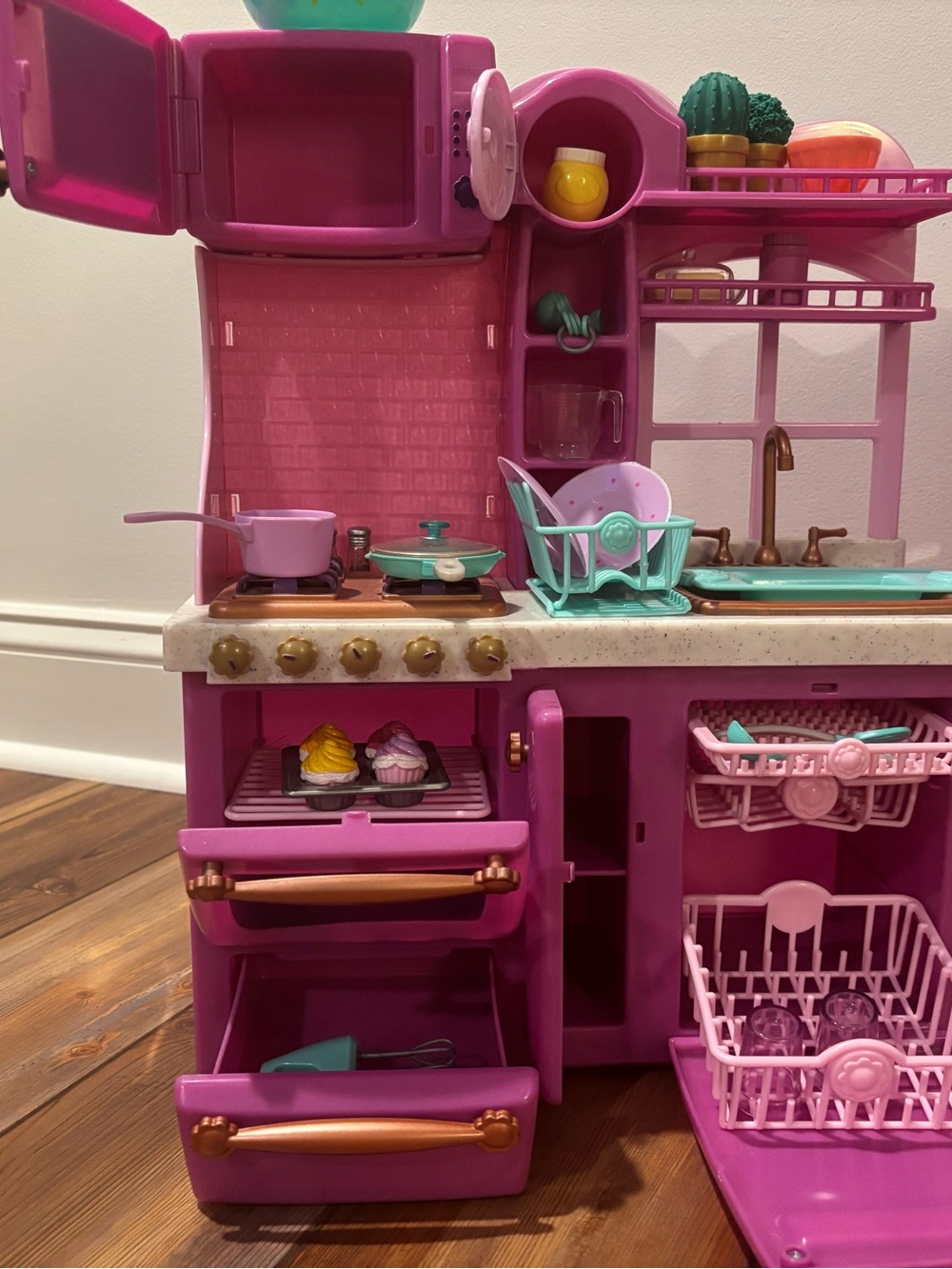 Our Generation 18” Deluxe Kitchen Set with all accessories! - Picture 5 of 8